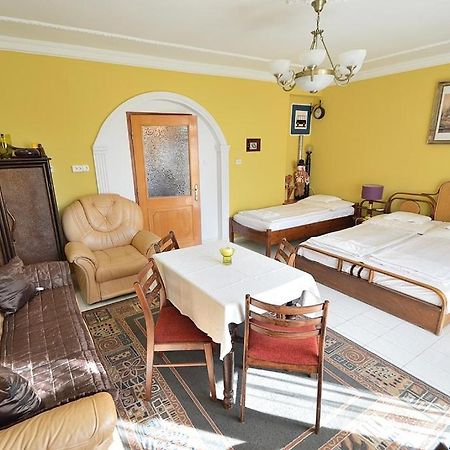 Nora Haz Hajduszoboszlo Hotel Bagian luar foto