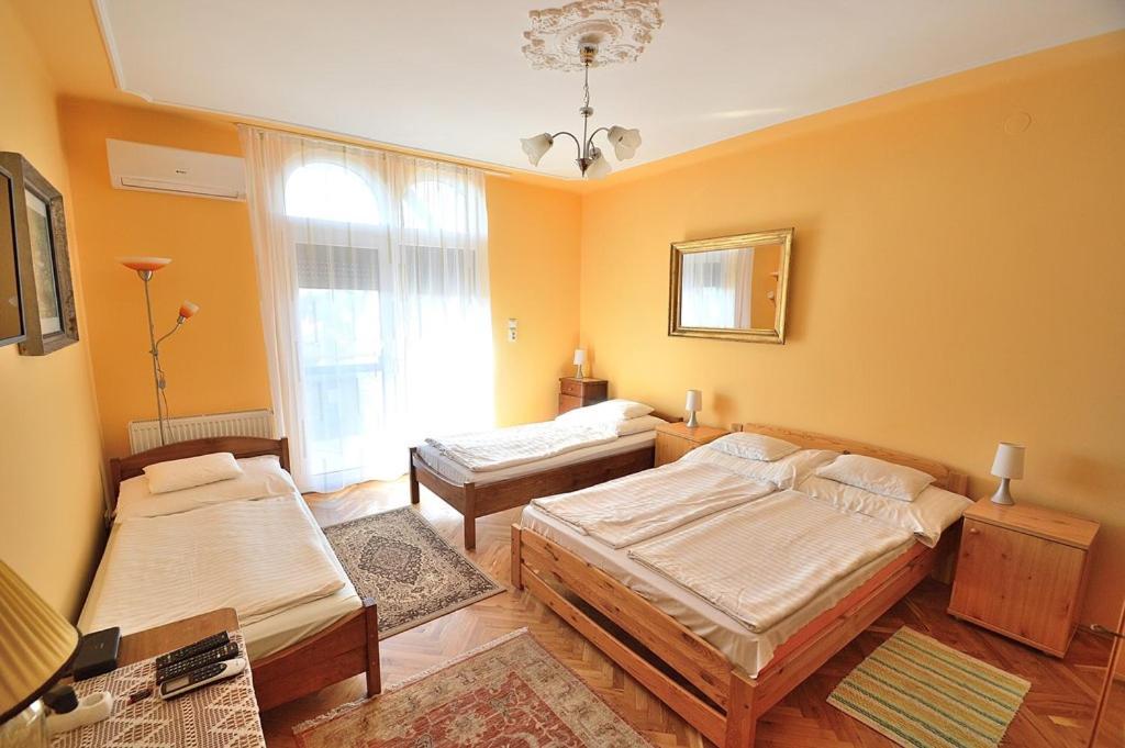 Nora Haz Hajduszoboszlo Hotel Bagian luar foto